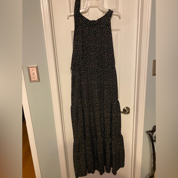Black and white halter maxi dress size 2XL - Picture 2 of 4